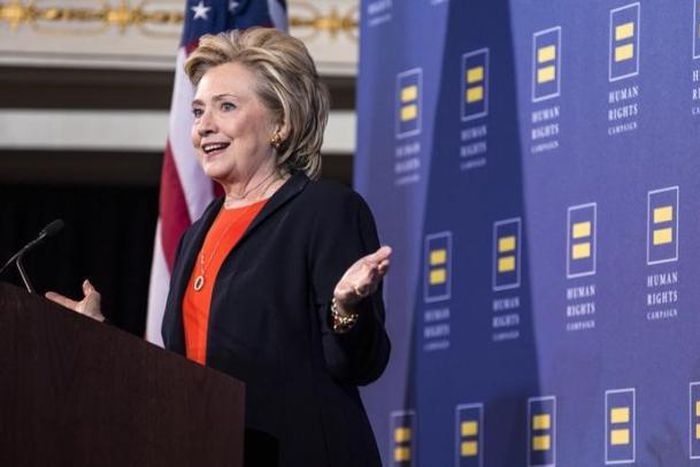 U.S. presidential candidate Clinton calls for more funding for gun dealer inspections