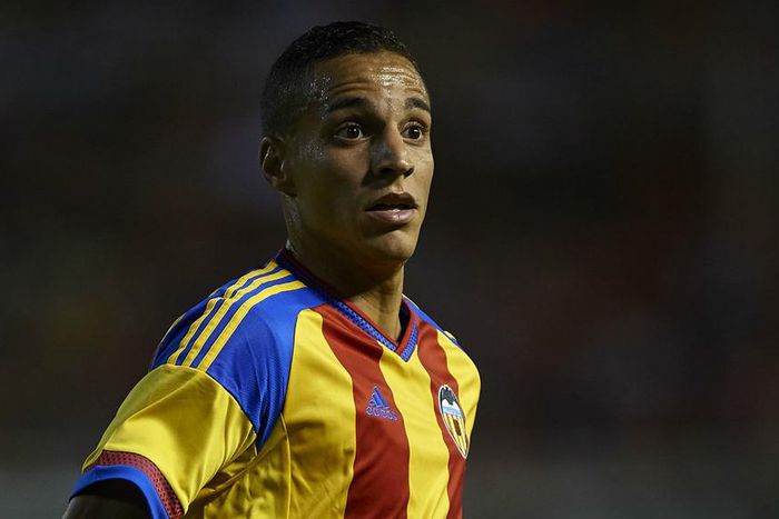 ___4296670___https:______static.pulse.com.gh___webservice___escenic___binary___4296670___2015___10___27___6___rodrigomoreno-cropped_5ewyutgiacxs16qd5t49bha1o