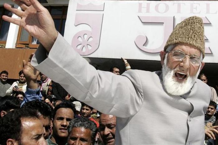 Pakistan invites separatists for meeting "to irritate India"