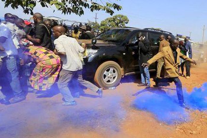 Ugandan police fire tear gas again at rally of Museveni's rival