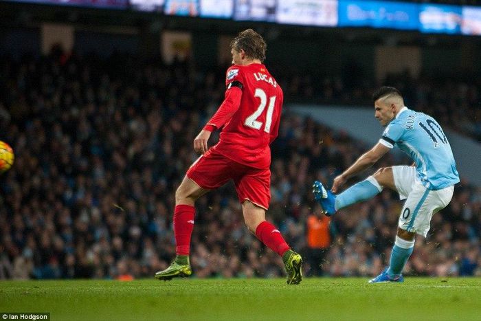 Sergio Aguero scored a consolation for Manchester City