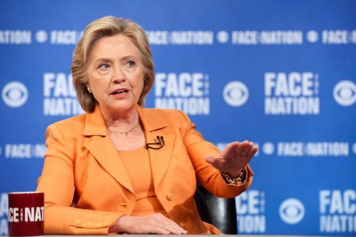 Clinton proposes $250 monthly cap on prescription drug costs