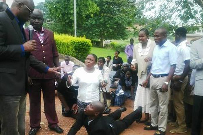 Governor Ayodele Fayose is in the news again and this time he is seen punishing civil servants who came late to work.