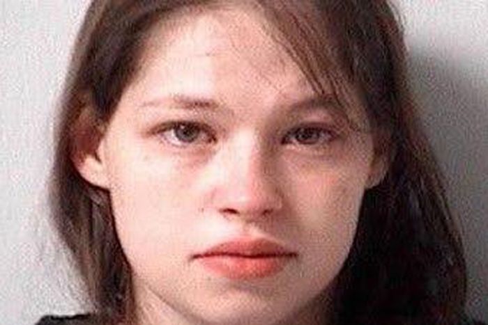Brittany Pilkington has been arrested and jailed for murdering her 3 sons because her husband loved them more than their 3-yr-old daughter, Hailey