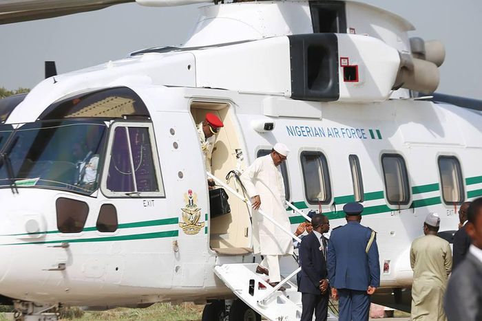 President Buhari was spotted alighting from a chopper at the Nnamdi Azikwe International Airport as he made his way to Ira on Sunday, November 22, 2015