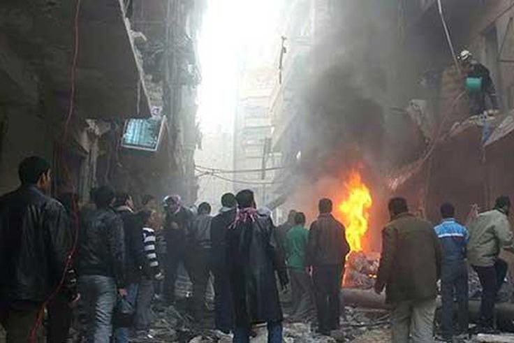 Death toll in Syria air strike nears 100: activists