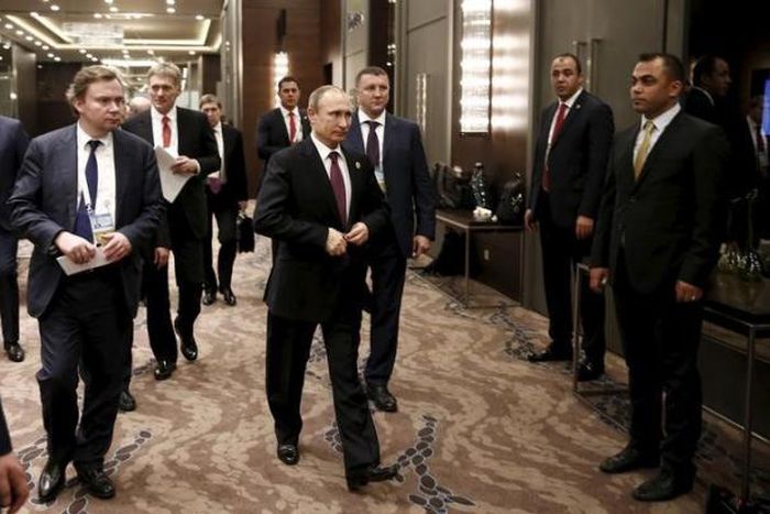 Putin tells UK Russia looks to focus more on Islamic State