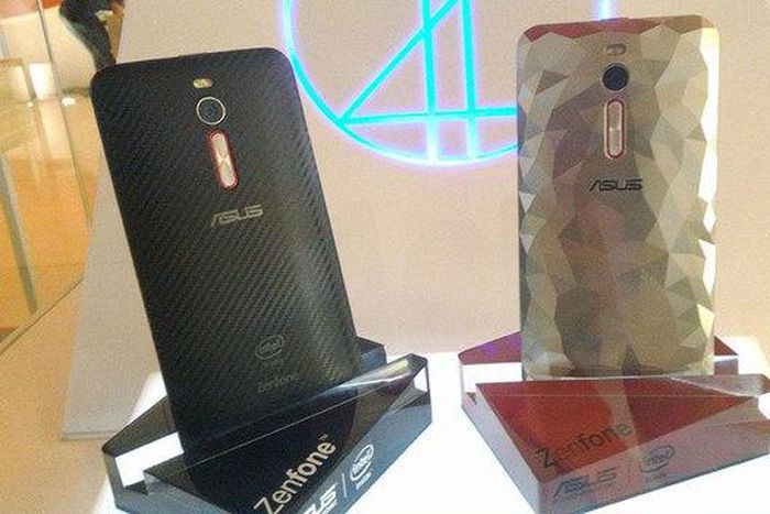 The ASUS Zenfone 2 Deluxe Edition with 256GB of internal storage capacity