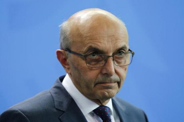 Kosovo PM defends son for being paid to fix government car