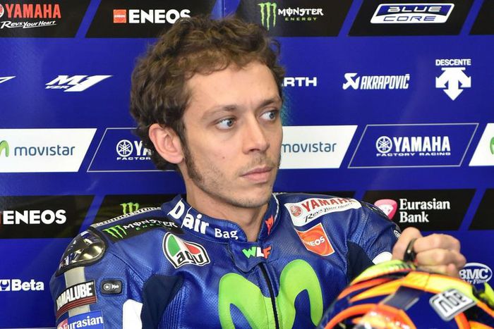 ___4245072___https:______static.pulse.com.gh___webservice___escenic___binary___4245072___2015___10___30___18___valentinorossi-cropped_x9fll8oqnlmp1r6ek67rh8tyx