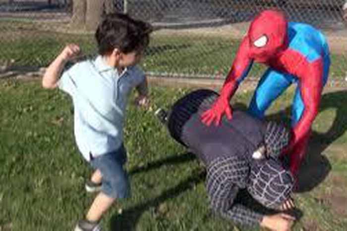 Children help Spiderman take down villains Prank!