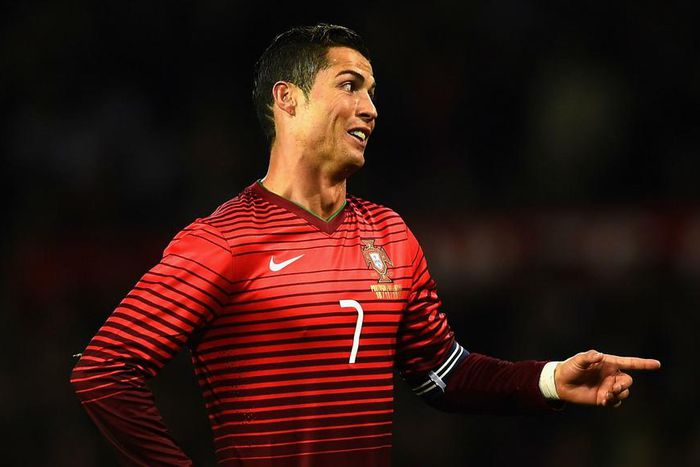 ___3868720___https:______static.pulse.com.gh___webservice___escenic___binary___3868720___2015___9___6___0___cristianoronaldo-cropped_c7uptdc36i1e1orw2cdmv3fr2