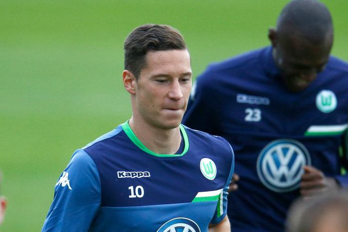 ___4153125___https:______static.pulse.com.gh___webservice___escenic___binary___4153125___2015___9___10___12___juliandraxler-cropped_13hnf6tfqaezq1hdqhpu49d283