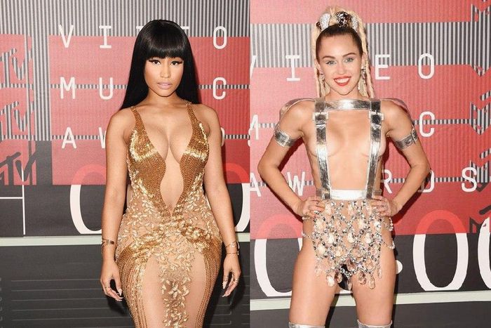 Nicki Minaj and Miley Cyrus at 2015 MTV VMAs