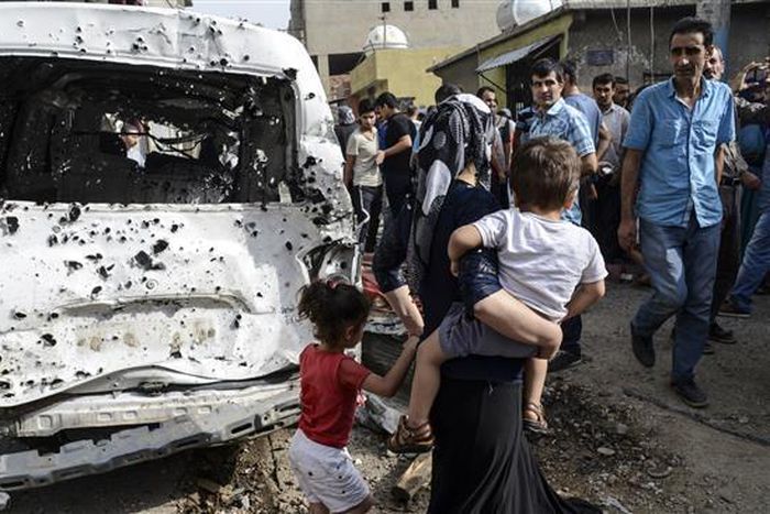 Turkish forces clash with Kurdish militants in southeast, 12 killed