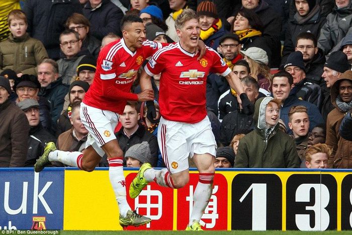 Bastian Schweinsteiger celebrates after Manchester United's winner