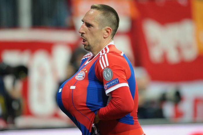 ___4242767___https:______static.pulse.com.gh___webservice___escenic___binary___4242767___2015___10___8___19___franck-ribery-cropped_54qm41kha36n1chn2sx9sa7s7_2