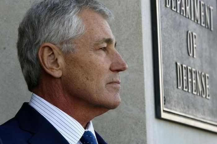 Romania's ruling party backs PM at executive meeting-sources