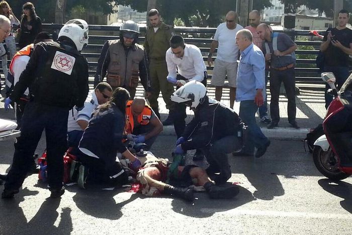 Palestinian woman stabs Israeli near Jerusalem holy site - police