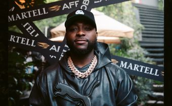 The economics of stanship: Davido offers to build a shop for a die-hard fan