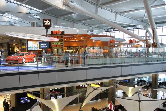 ___3904081___https:______static.pulse.com.gh___webservice___escenic___binary___3904081___2015___6___24___19___131003141400-executive-travel-heathrow-horizontal-large-gallery