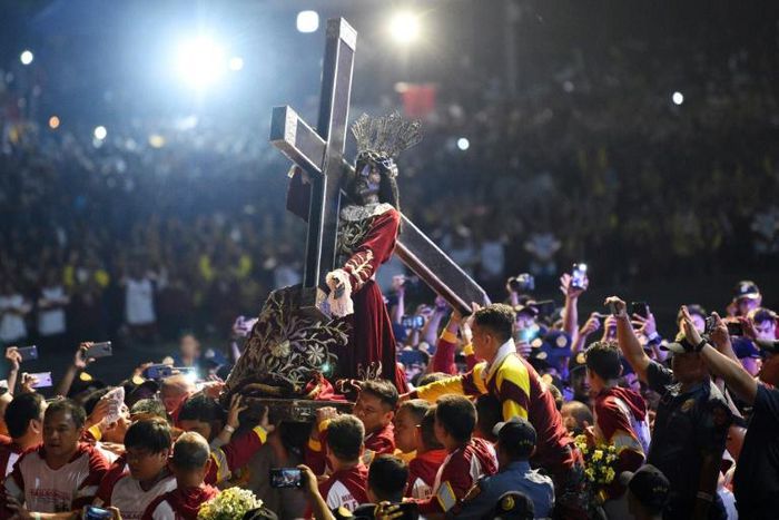 At least 800,000 people thronged the streets of Manila for the Black Nazarene procession, one of the world's biggest expressions of Catholic faith