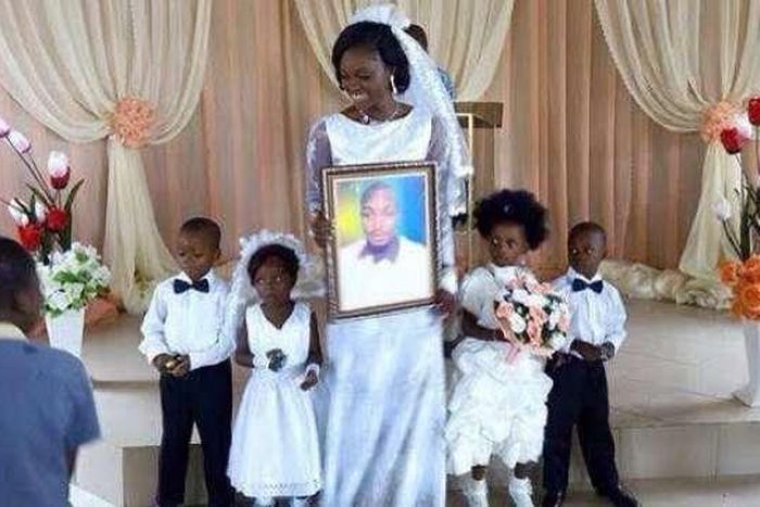 Lady weds man's photo