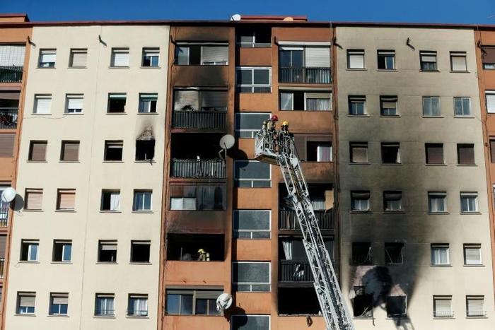 Three people died in a fire in an appartment block in northeastern Spain on Saturday