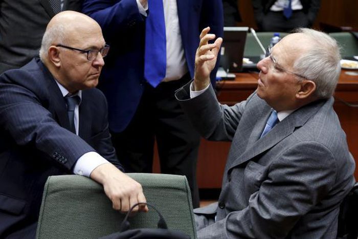 Finance chiefs meet with growth problem to fix