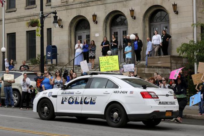 Shot during capture, New York inmate in serious condition