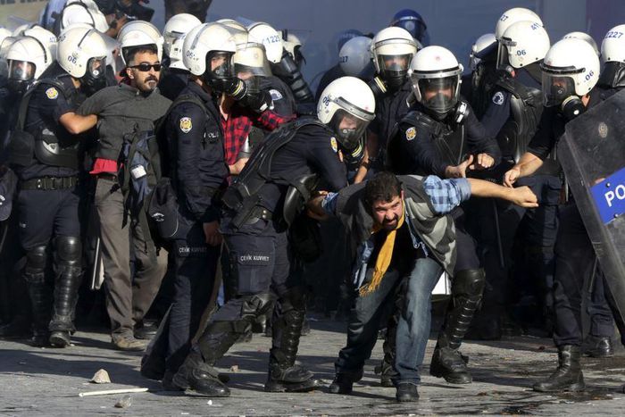 Police, protesters clash near pro-Kurdish party rally