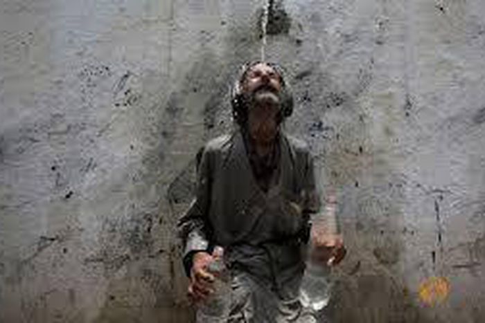 Pakistan morgues run out of space as heat wave kills more than 1,000
