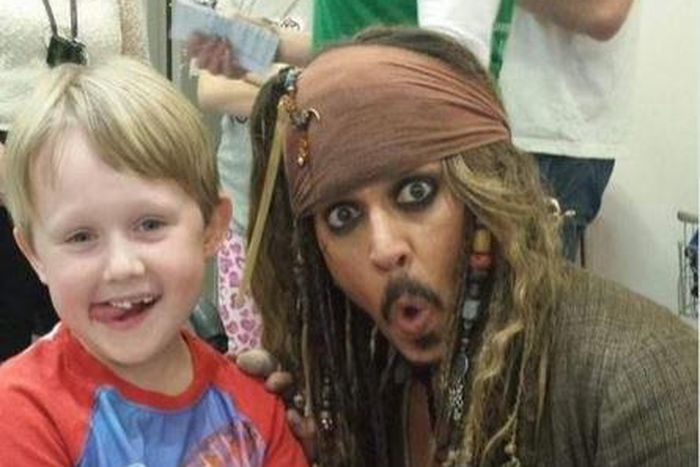 Johnny Depp makes surprised visit at Queensland hospital