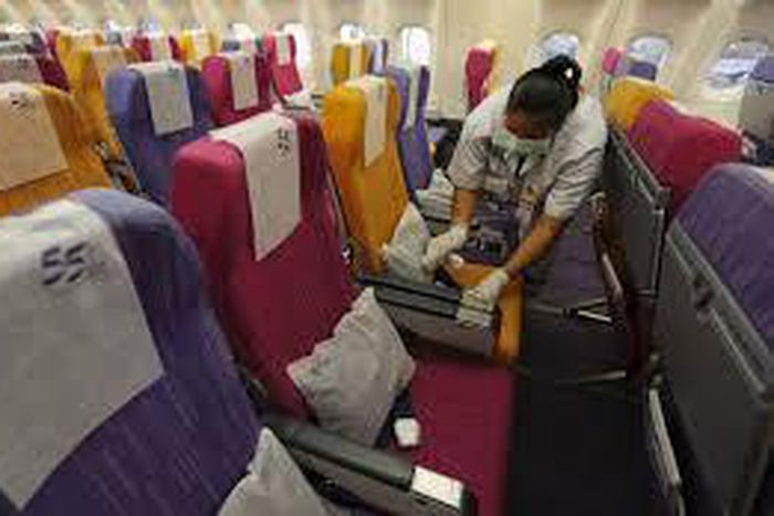 Thai aviation shares, hoteliers fall after first MERS virus case confirmed