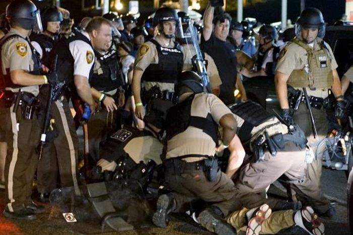 Protests return to Ferguson streets, state of emergency declared