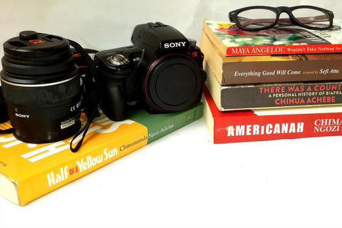 Paper books outsold e-books in 2014