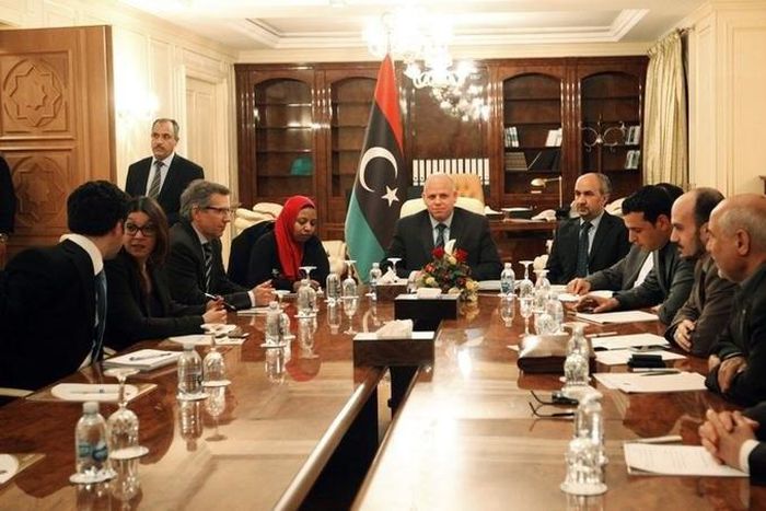 Bernardino Leon (3rd L), U.N. special envoy for Libya, attends a meeting with members of the Libyan General National Congress in Tripoli March 2, 2015. REUTERS/Ismail Zitouni