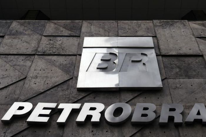 Brazil police arrest another former Petrobras exec in probe -paper
