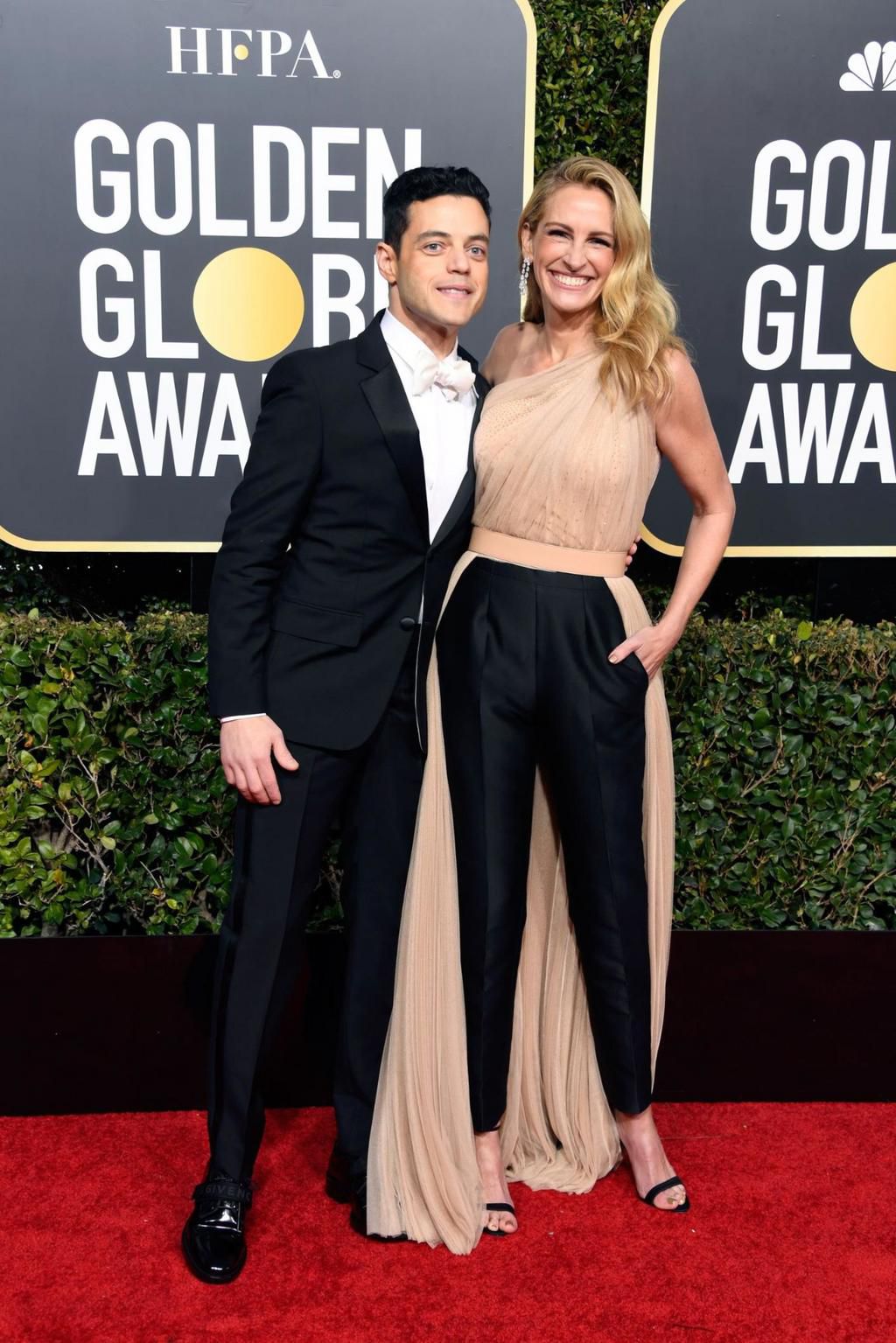 Julia Roberts and Rami Malek at the 76th Golden Globe Awards