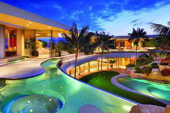 A similar property to the one bought by the big boss.