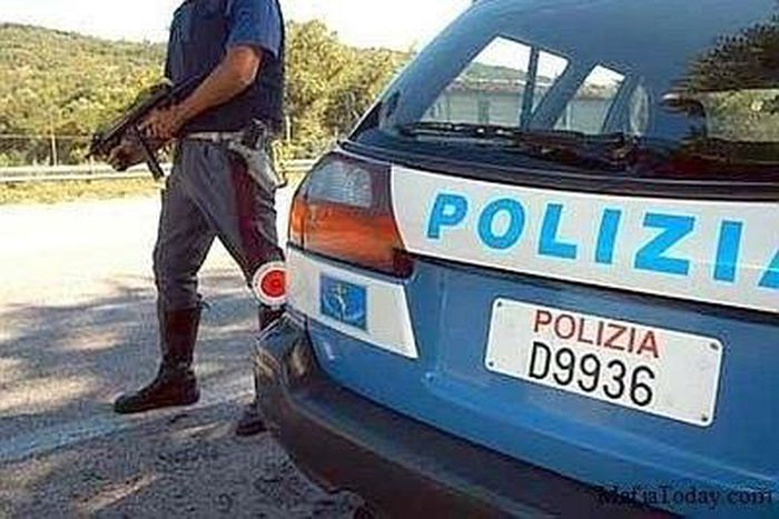 Italy police seize 1.6 bln euros of assets in mafia bust