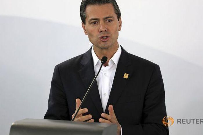 Mexico president wants officials probed after drug boss Guzman's jailbreak