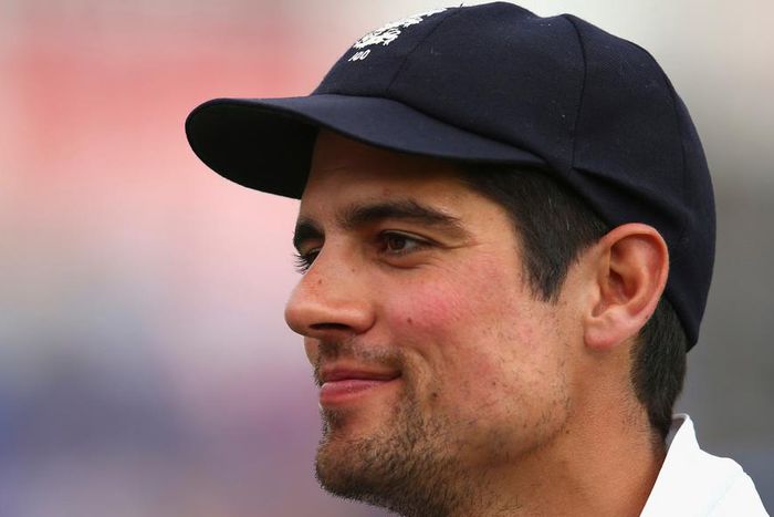 Alastair Cook captaincy 'fantastic' - Trevor Bayliss