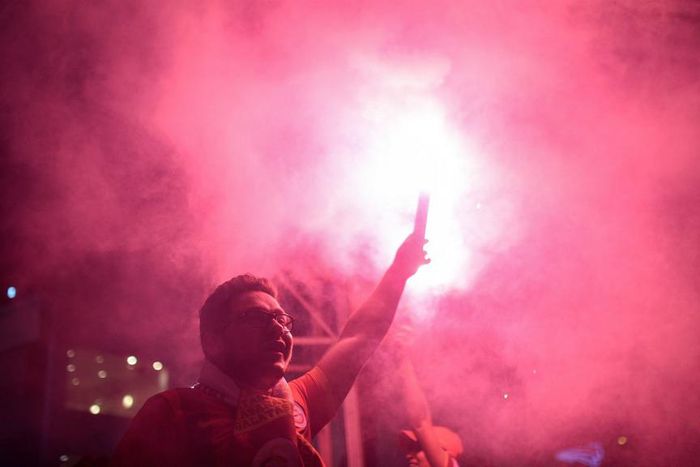 ___4011336___https:______static.pulse.com.gh___webservice___escenic___binary___4011336___2015___7___26___5___footballsupporters-cropped_111mku8cpk4g01u200lax4uuaa