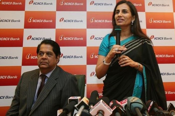 India's ICICI Bank's new Chief Executive Officer designate Chanda Kochhar (R) speaks as   K.V. Kamath looks on during a news conference in Mumbai December 19, 2008.    REUTERS/Punit Paranjpe
