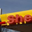 Shell to axe 6,500 jobs, cut spending to cope with lower oil prices