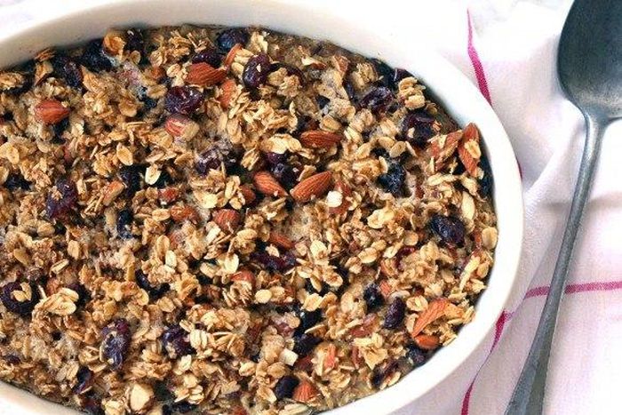 Cherry-almond baked oatmeal