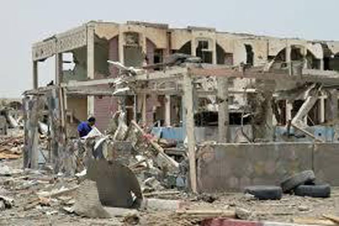 Yemen truce stumbles, shelling reported in north and south