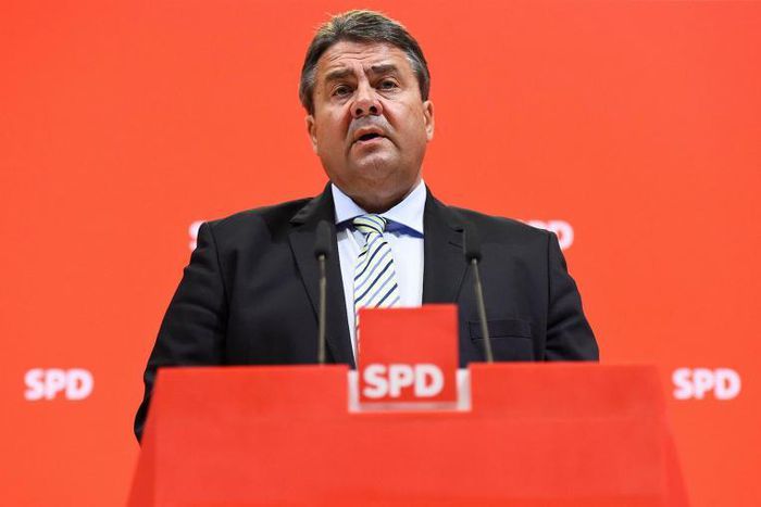 German minister to visit Iran on Sunday after nuclear deal-sources