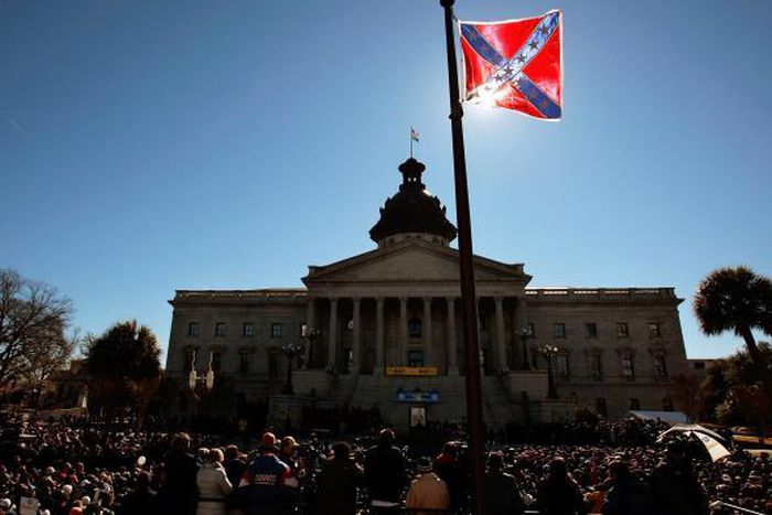 Confederate flag to fall from South Carolina state capitol